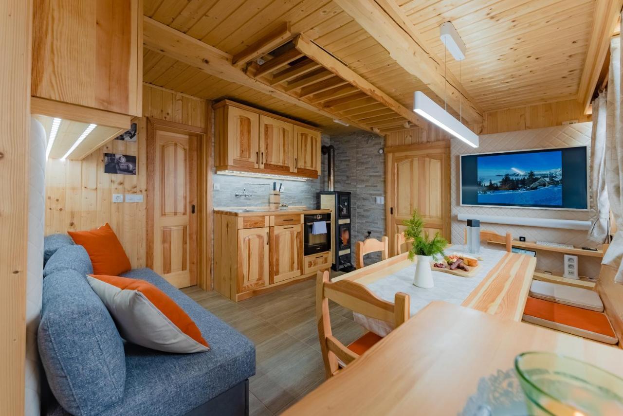 Alpine Chalet Velika Planina - Irenca - I Feel Alps Стаховица Экстерьер фото
